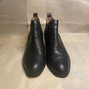 G.H. BASS & CO Naomi Black Leather Ankle Boots Size 7.5 M Slip On Western Style